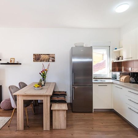 Apartment Karla زادار المظهر الخارجي الصورة