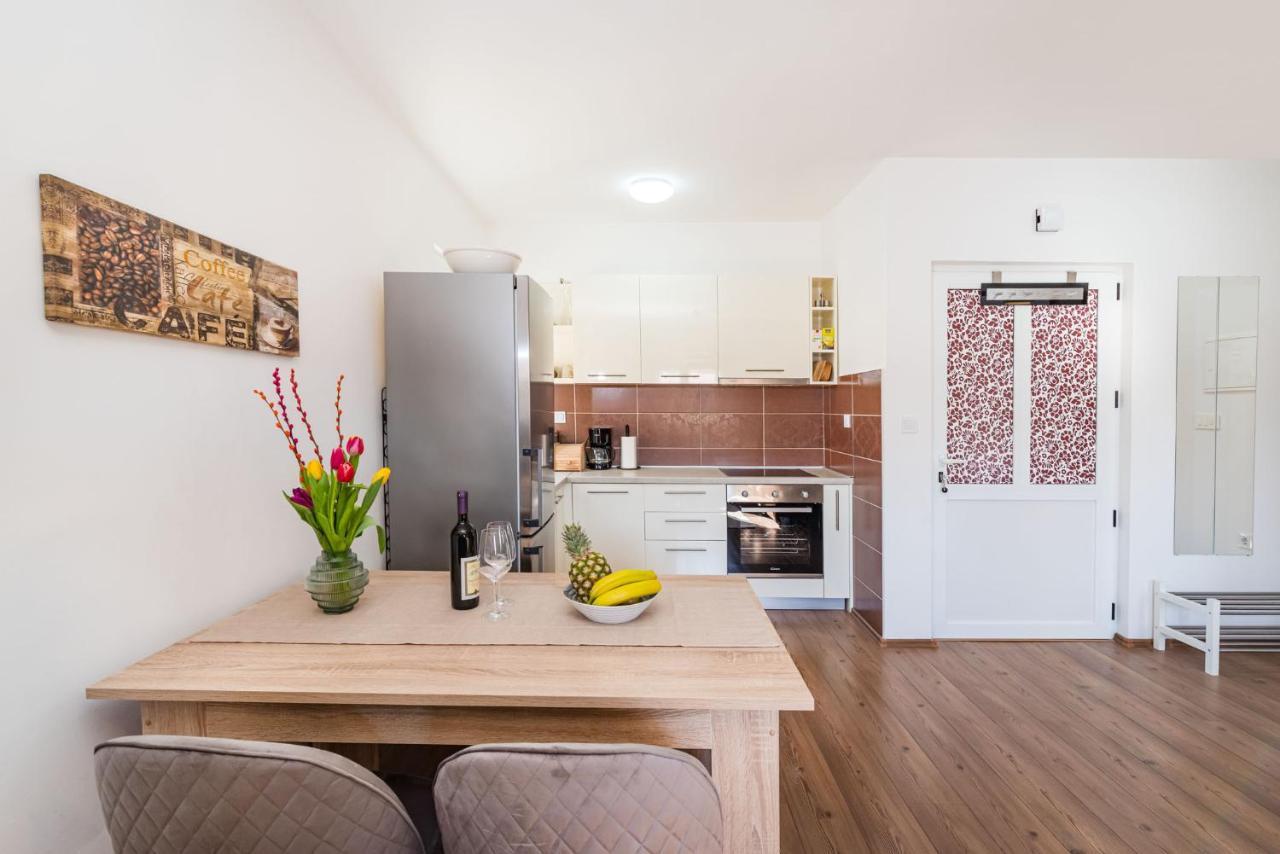 Apartment Karla زادار المظهر الخارجي الصورة