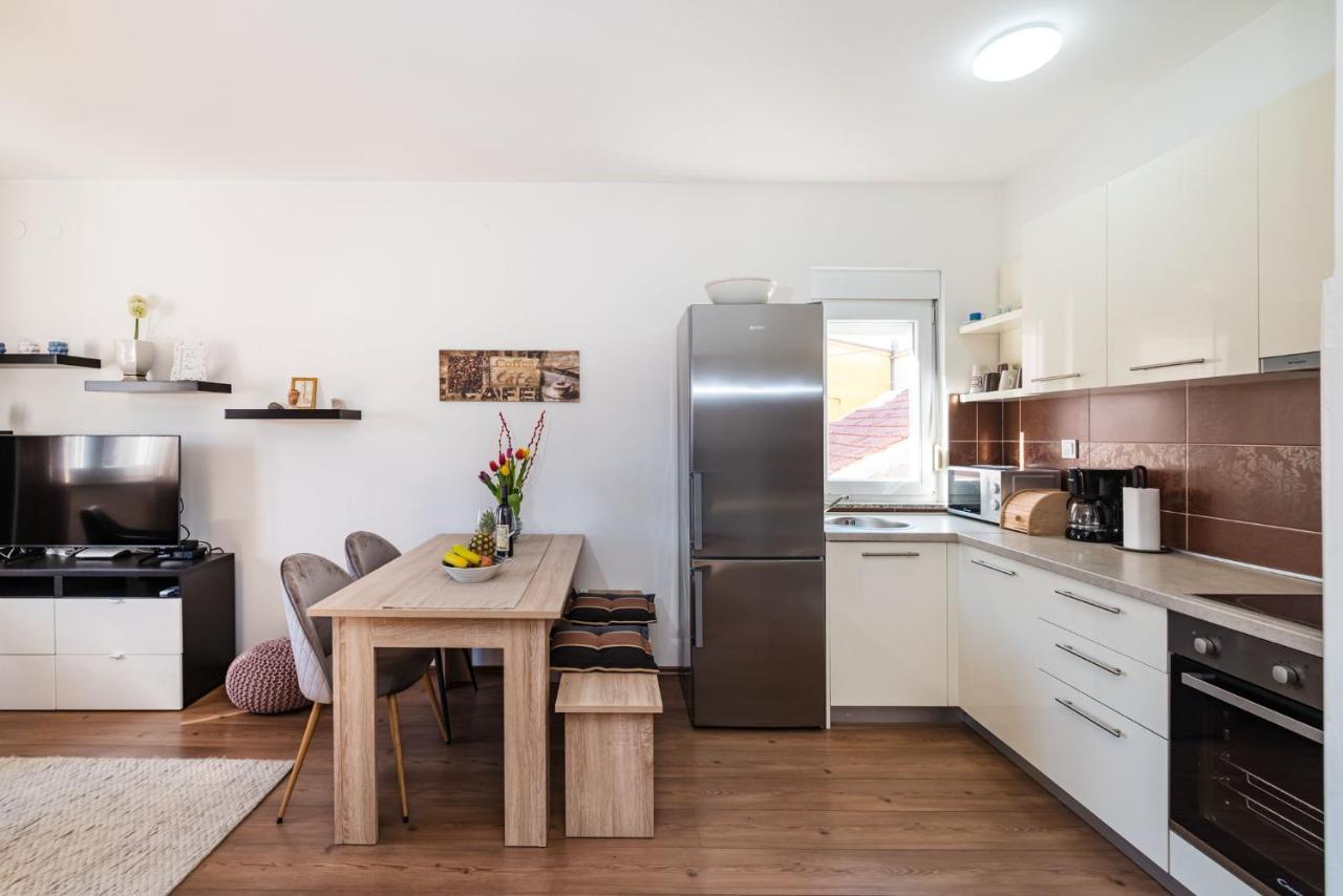 Apartment Karla زادار المظهر الخارجي الصورة